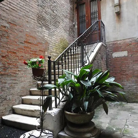 Apartman La Poetessa